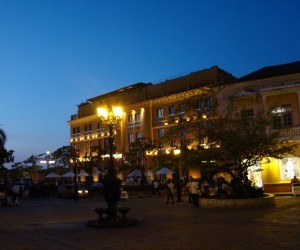 Plaza Santa Teresa. Fuente: Panoramio.com Por: ablanco12